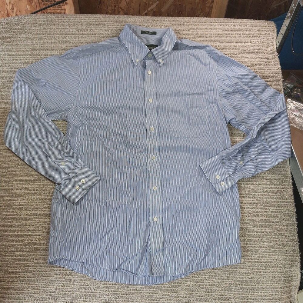 EDDIE BAUER SHIRT MENS MEDIUM BLUE STRIPED WRINKLE RESISTANT BUTTON DOWN COTTON